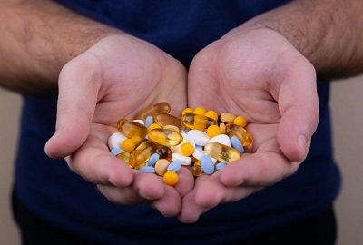 Medicamentos: Federação europeia defende solução negociada entre Governo e IF