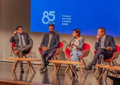 GROQUIFAR participa na Conferência sobre Modelos de Financiamento do SNS